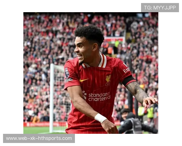 利物浦迪亚斯边路一对一突破提升：打造足球场上的魔术师