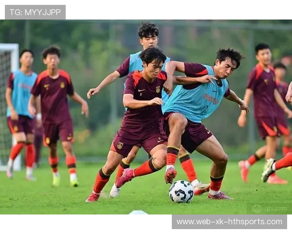 国青队在高节奏训练中展现出良好体能储备