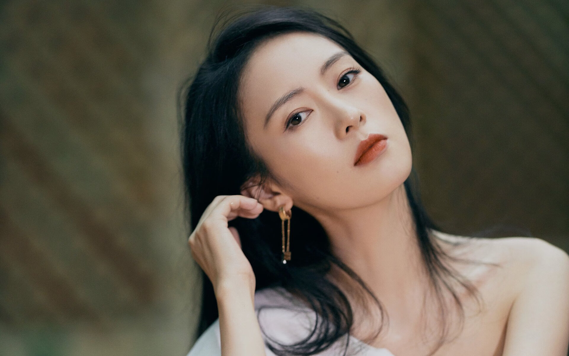 西甲球队通过视觉反应测试强化短距离配合默契度，新视觉体育西甲进球集锦歌曲