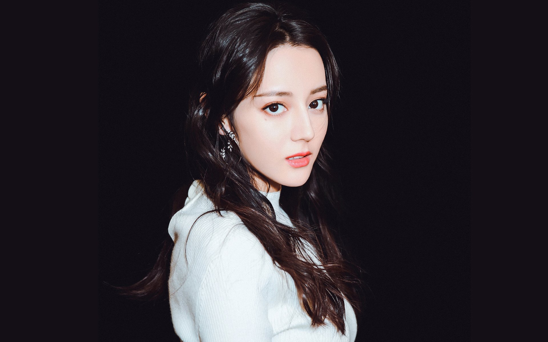 中国足球俱乐部加快球员职业素养教育,职业足球俱乐部训练计划